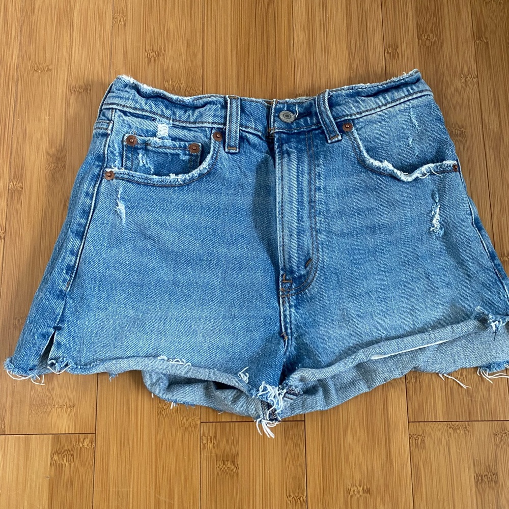 A&F Denim Shorts // 💐